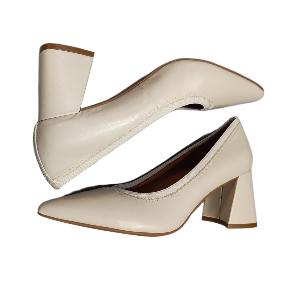 Gentle Souls by Kenneth Cole Dionne Pump Heels Womens US 7 White Pointed Toe EUC